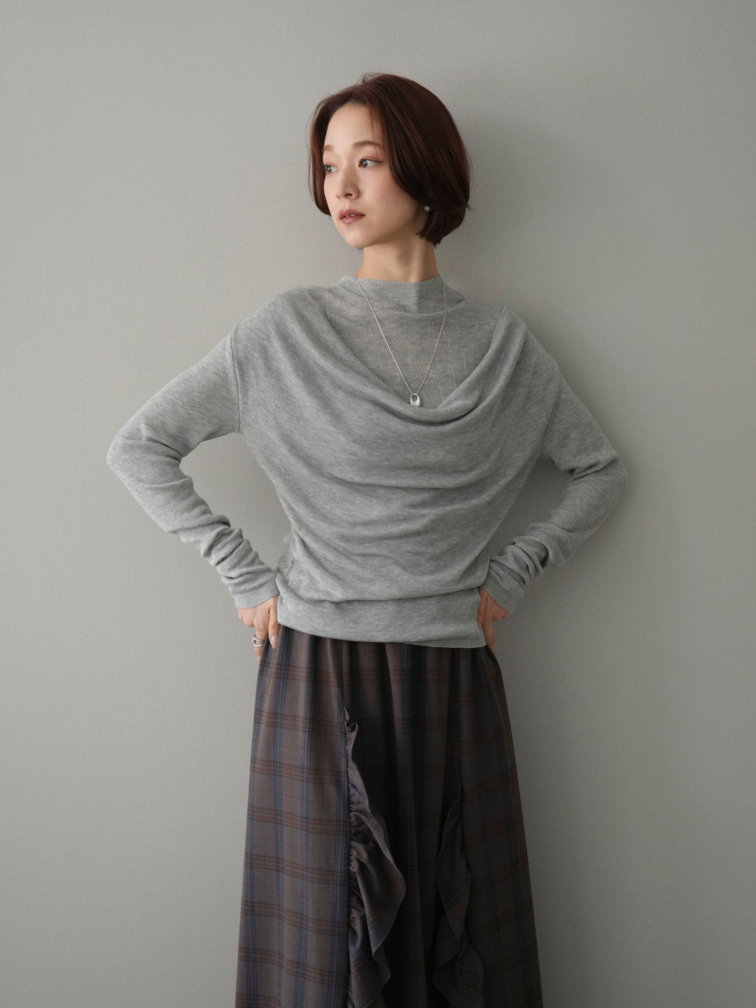 [予約]ボトルネックドレープレイヤードニットトップス/gray