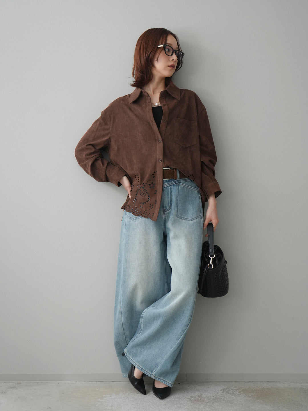 [SET]裾スカラップスエードシャツ+ベルト付裏起毛カーブデニムパンツ(2set)