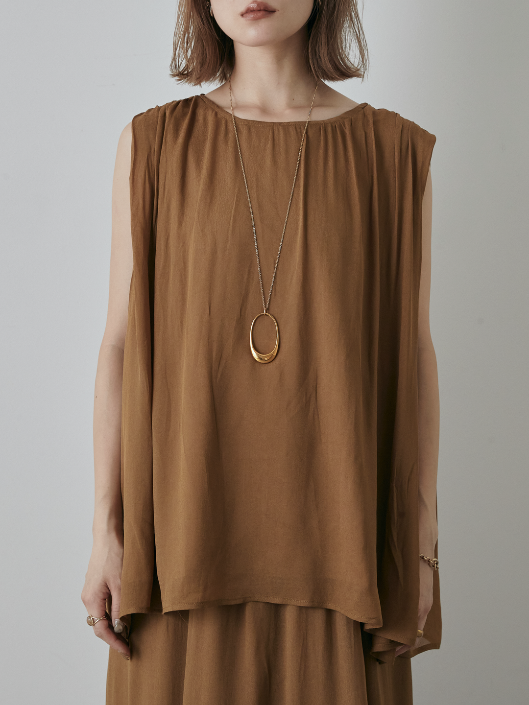 [予約]シアータックショルダーブラウス/ベージュ