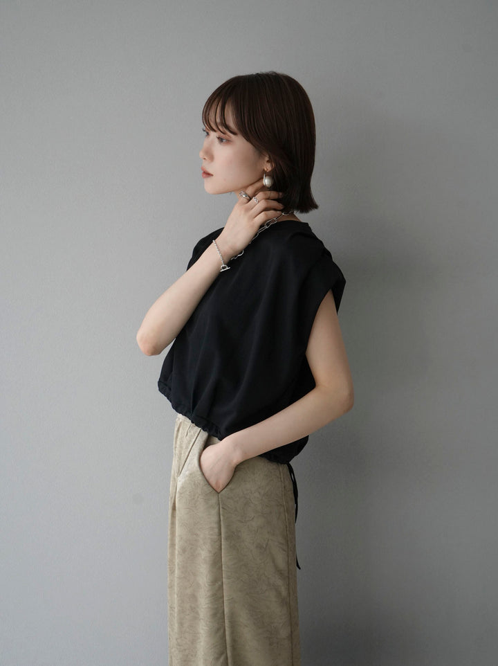 [Pre-order] Tuck shoulder hem drawstring ribbon top/Black