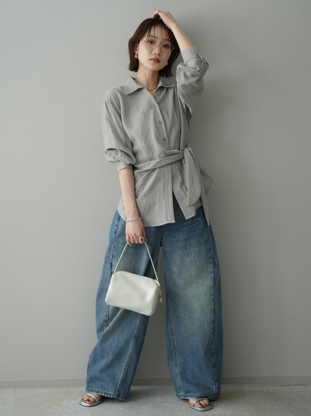 [SET]フロントアシンメトリーブラウス+アシメデザインワイドデニムパンツ(2set)
