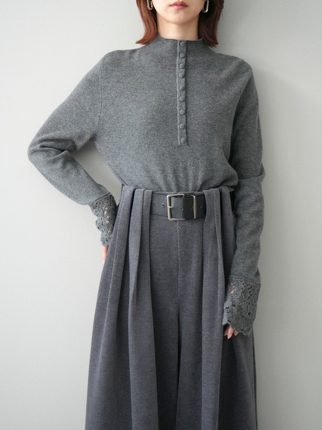 [SET]袖スカラップレースフロントボタンウールニットトップス+ベルトデザインループコールテンワイドパンツ(ベルト付き)(2set)