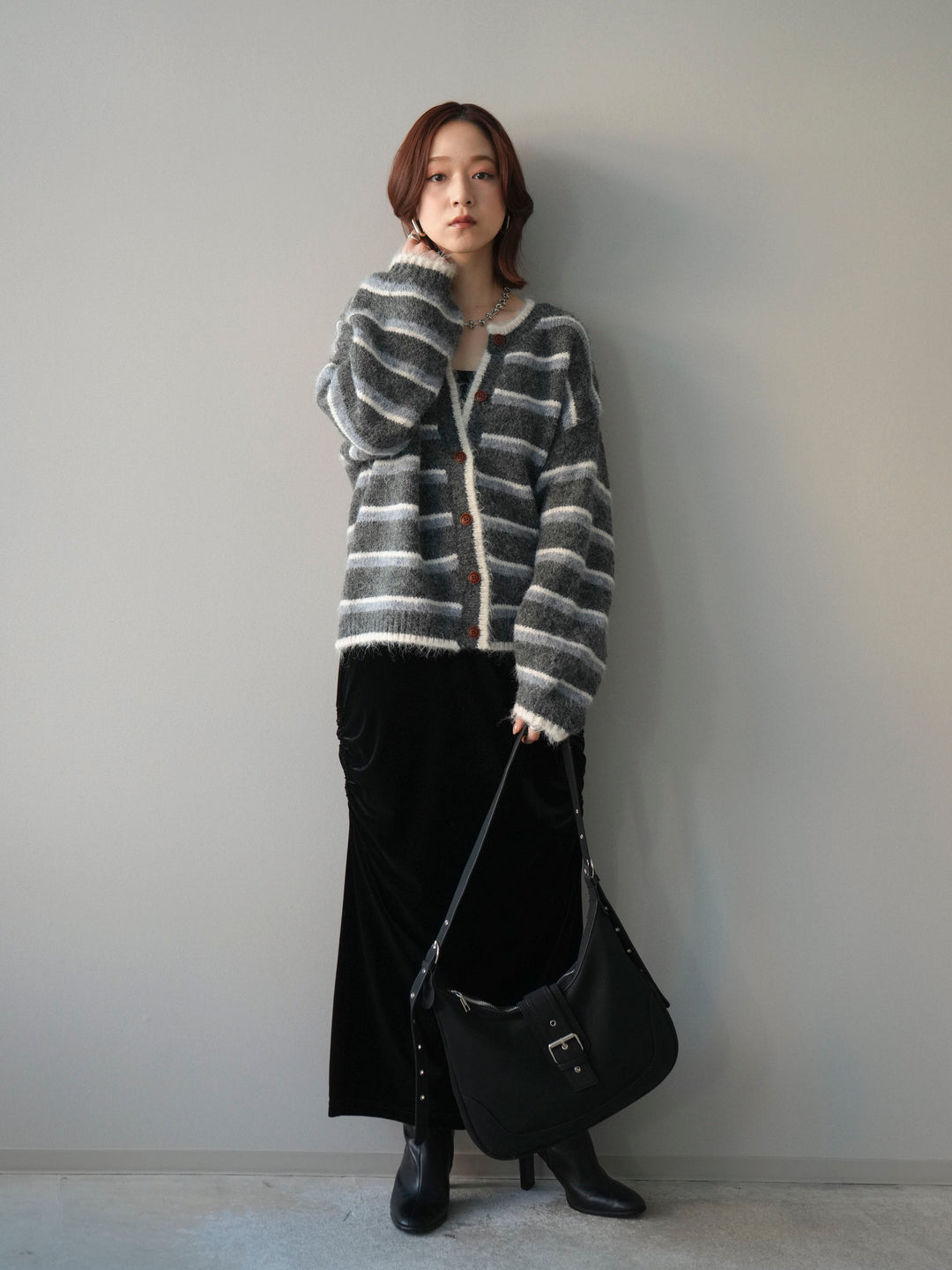 [SET]ウールタッチ配色ボーダーニットカーディガン+ギャザーベロアスカート(2set)