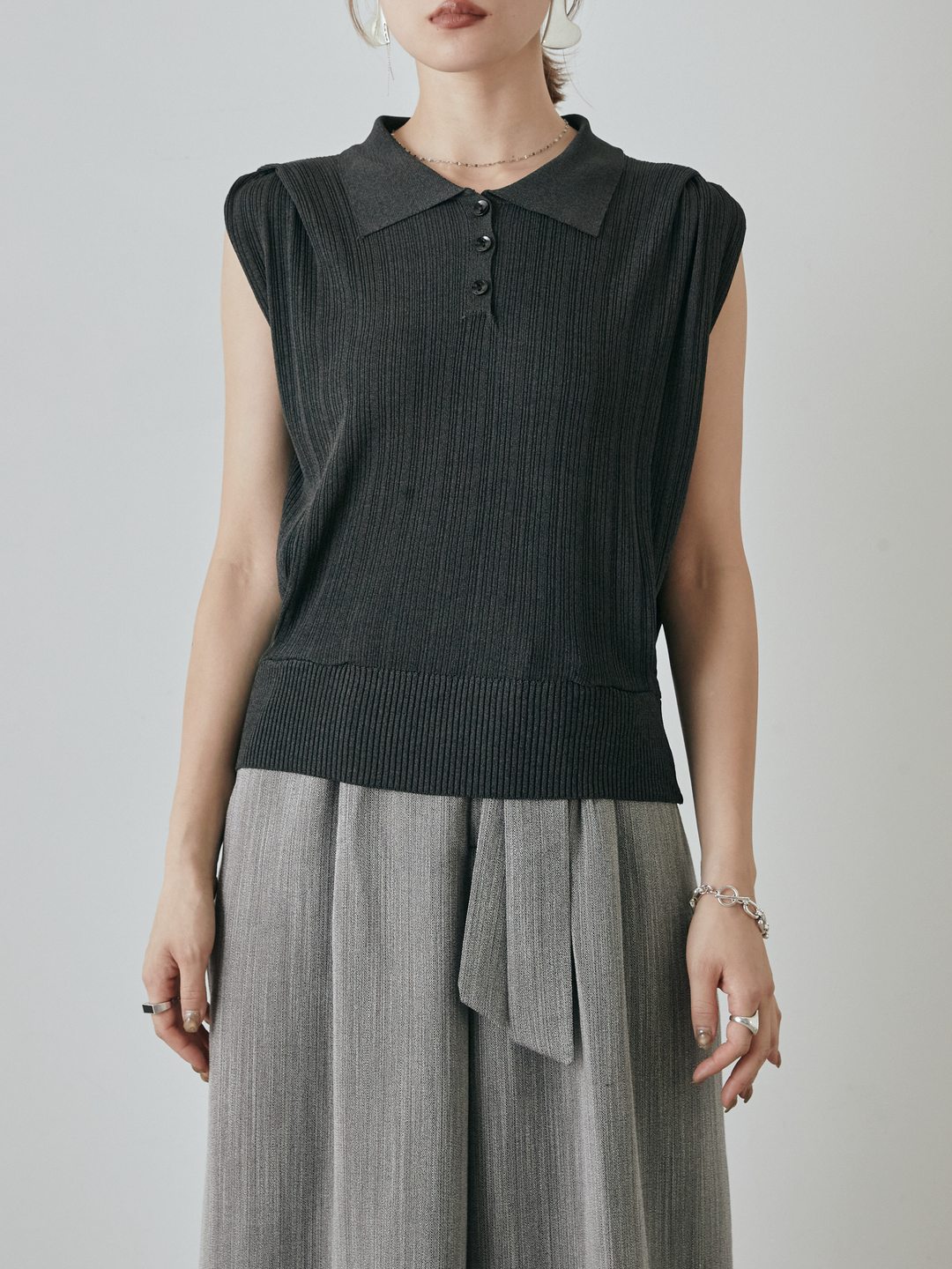 [予約]ランダムリブポロニットベスト/チャコール