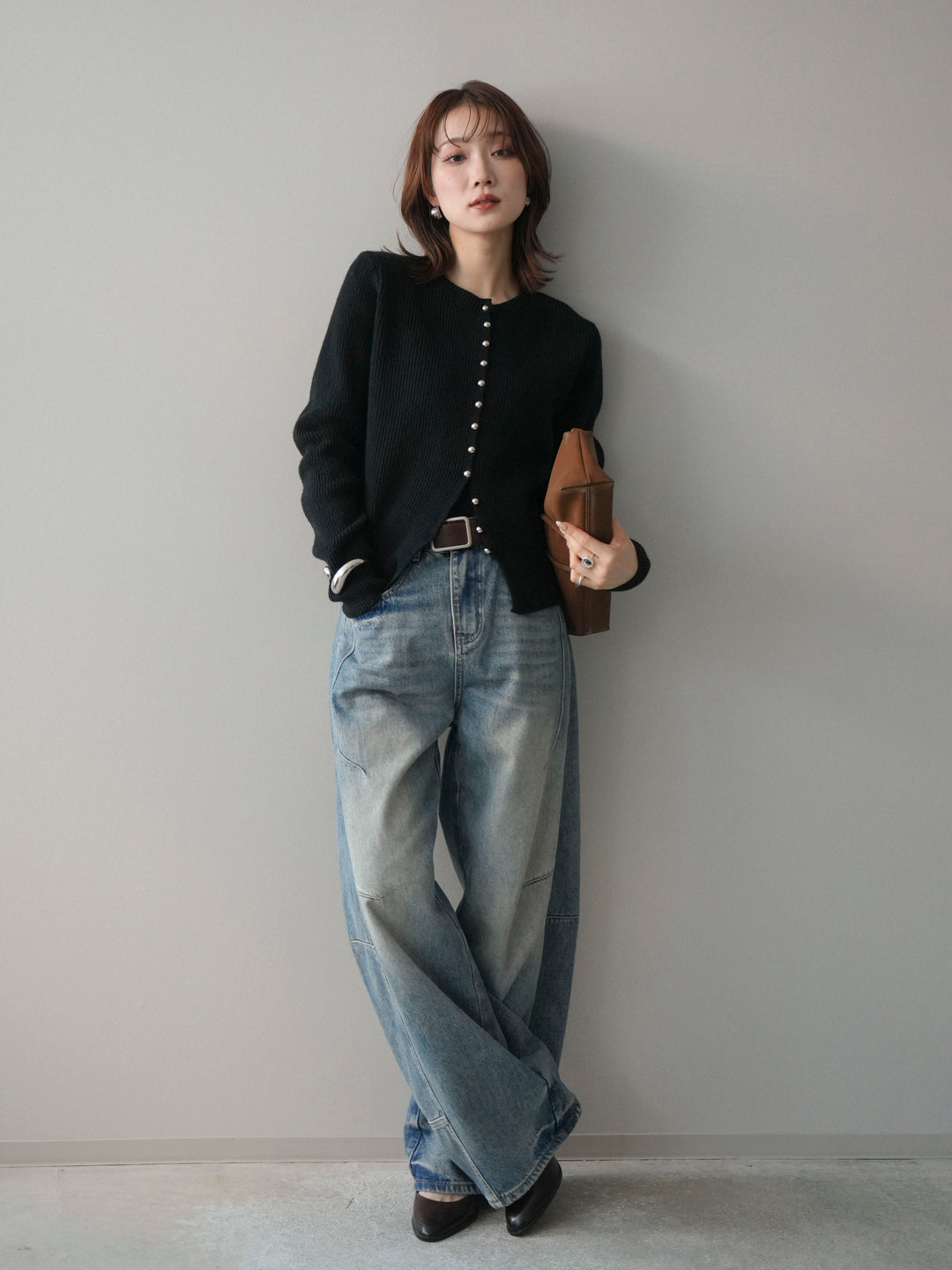 [SET]シルバーボタン畦編みニットカーディガン+ベルト付カーブデニムパンツ(2set)