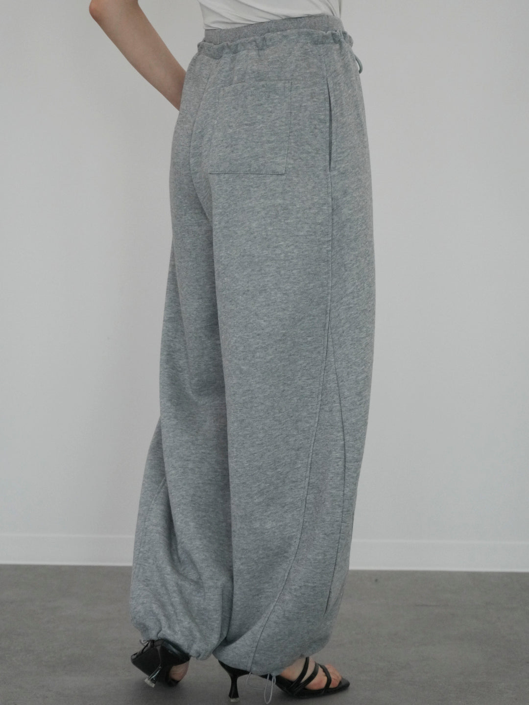 [予約]ダブルウエストドロストヘムスウェットパンツ/gray