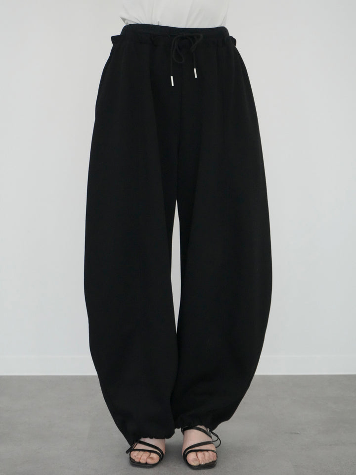 [予約]ダブルウエストドロストヘムスウェットパンツ/black