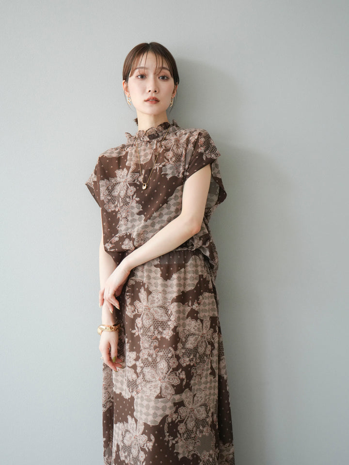 [SET] 花朵圖案法式袖襯衫 + 花朵圖案喇叭裙 (2 套)