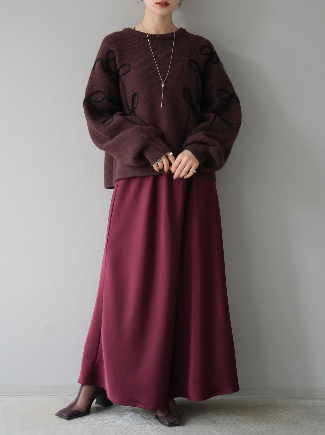 [予約]コード刺繍ルーズニットプルオーバー/ブラウン