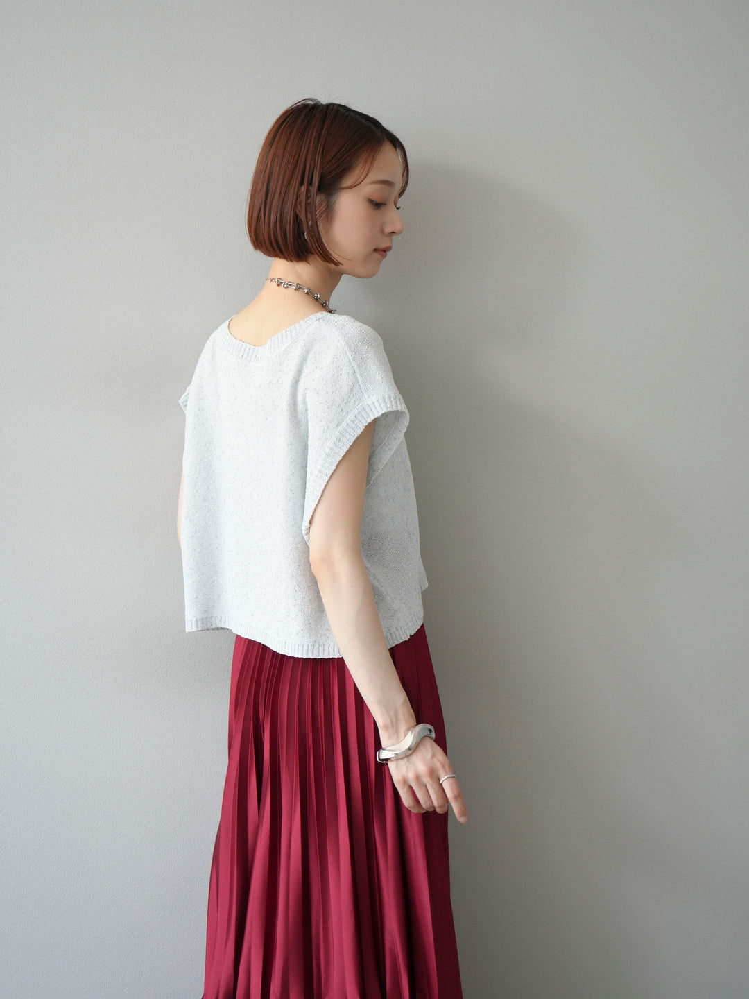 [SET]ネップヤーンクロップドニットベスト+サテンプリーツマキシスカート(2set)