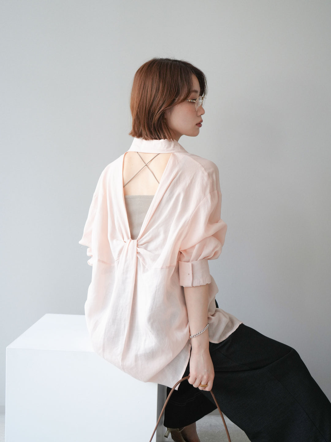 [予約]バックオープンツイストシャツ/pink