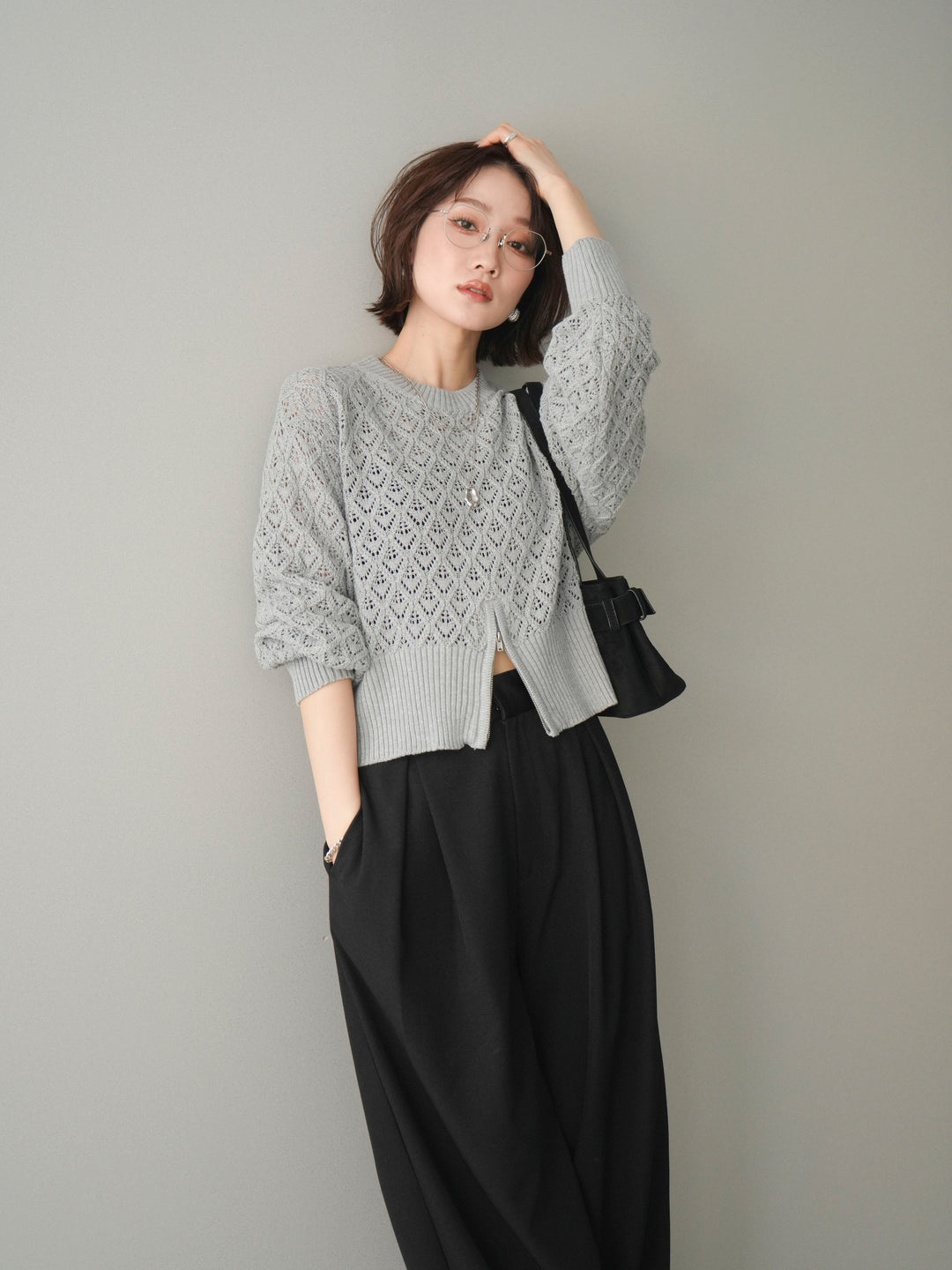 [予約]透かし編みフロントジップスリットニットプルオーバー/gray