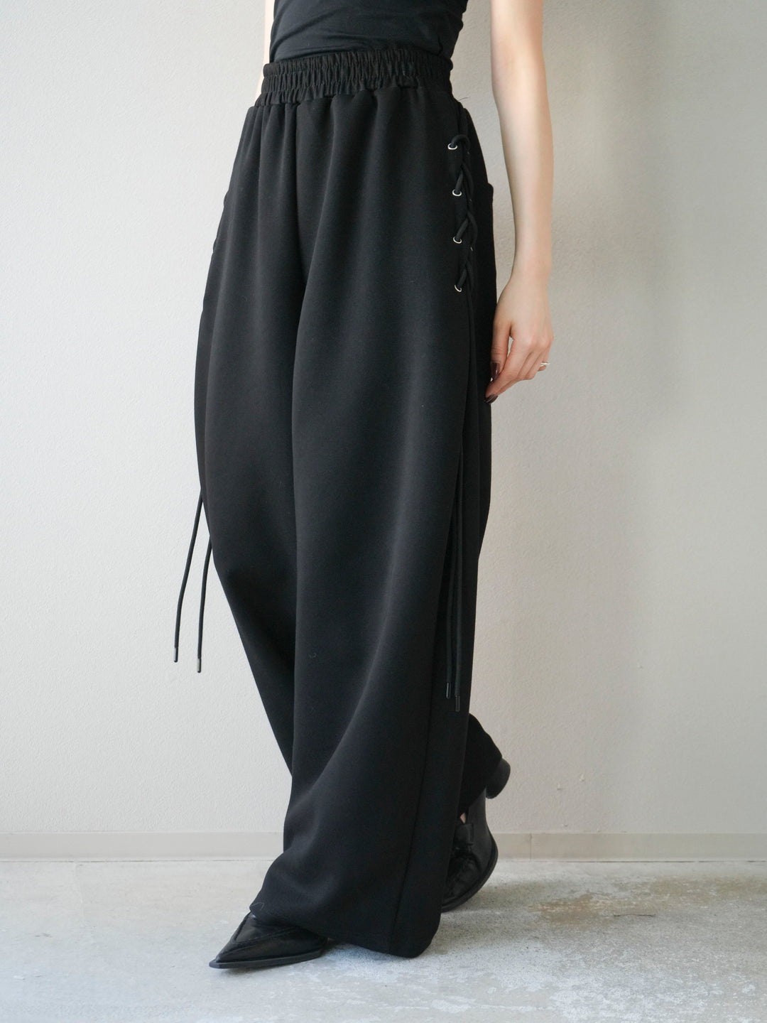 [予約]サイドレースアップスウェットワイドパンツ/ブラック