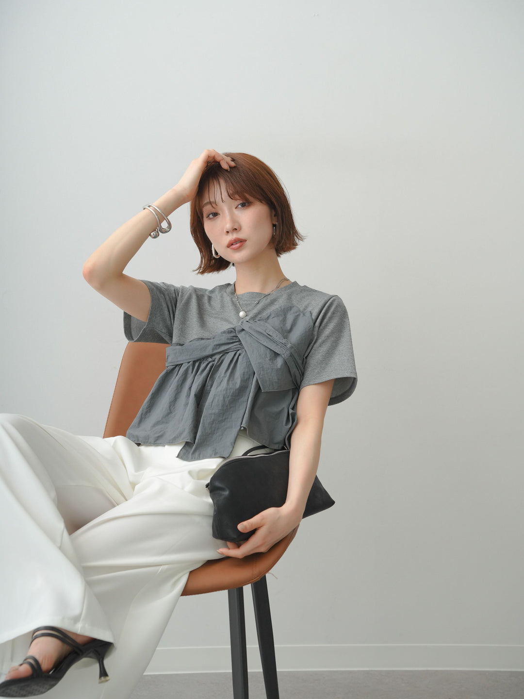 [SET]ナイロンドッキングツイストTEE +アシンメトリーベルトタックワイドパンツ(2set)