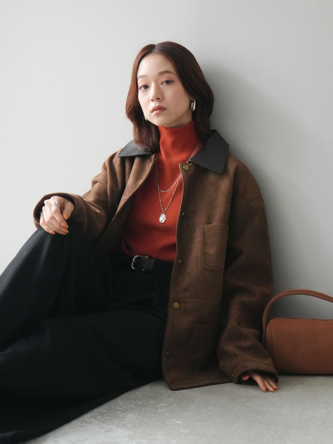 [SET]襟レザーステンカラースエードジャケット+袖ボタンボトルネックリブニットトップス+ベルトループデザインワイドパンツ(3set)