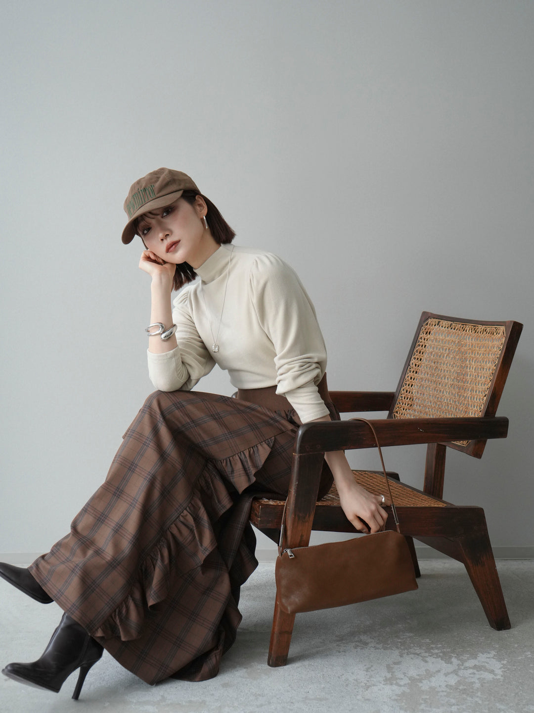 [予約]プチネックパワーショルダー起毛トップス/ivory