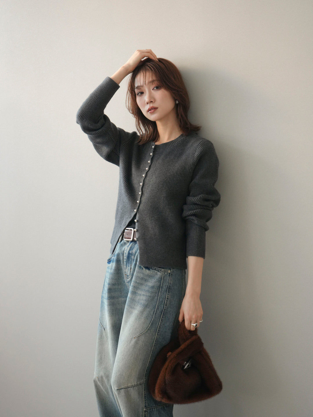 [SET]シルバーボタン畦編みニットカーディガン+ベルト付カーブデニムパンツ(2set)