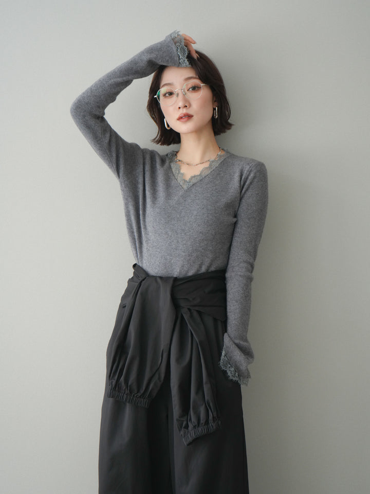 [予約]レースドッキングVネックニットトップス/gray