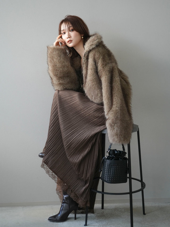 [予約]フェイクファーショートZIPジャケット/brownmix