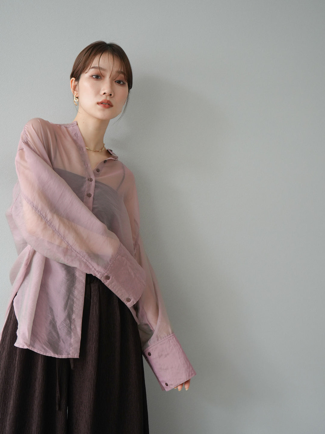 [SET] 亮面透視立領襯衫 + 柳葉寬褲 (2set)