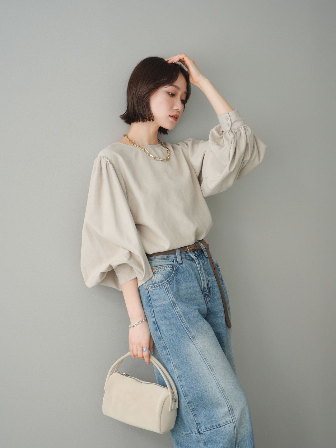 [予約]2WAYピーチスキンボリュームスリーブブラウス/greige