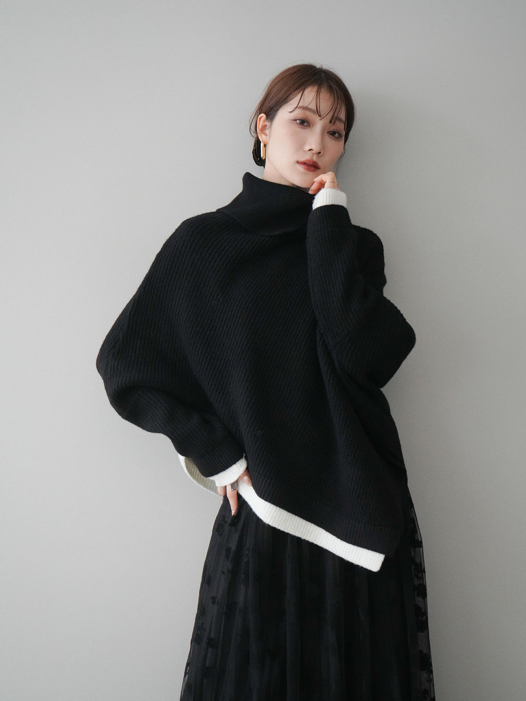 [予約]配色アシンメトリードルマンニットプルオーバー/black