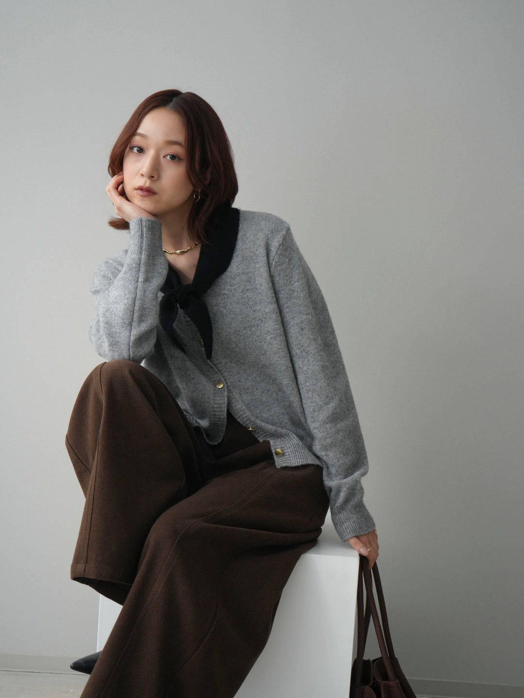 [SET]デザイン襟ニットカーディガン+ベルト付起毛コクーンパンツ(2set)