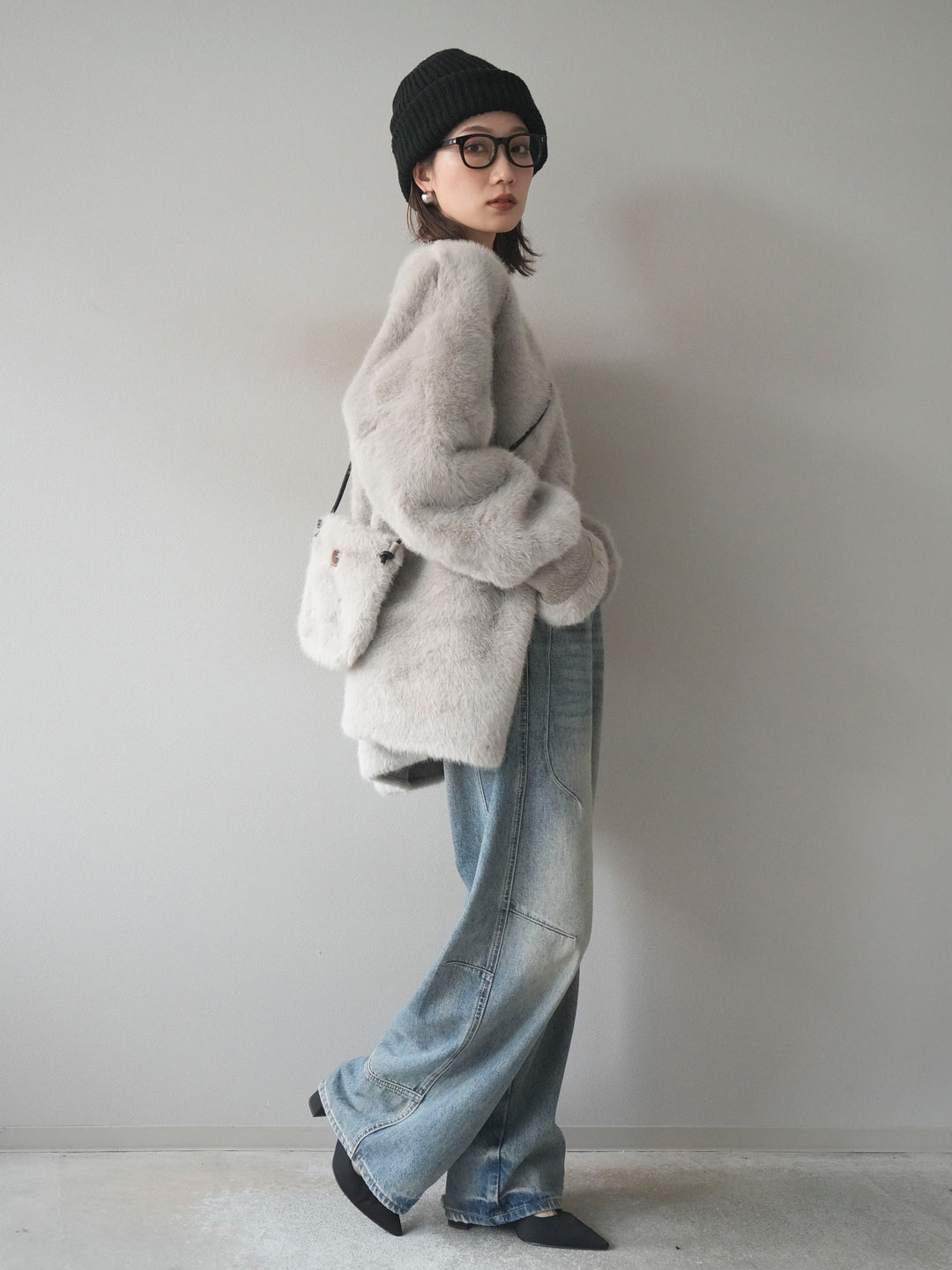 [SET]バッグ付エコファーノーカラーコート+ベルト付カーブデニムパンツ(2set)