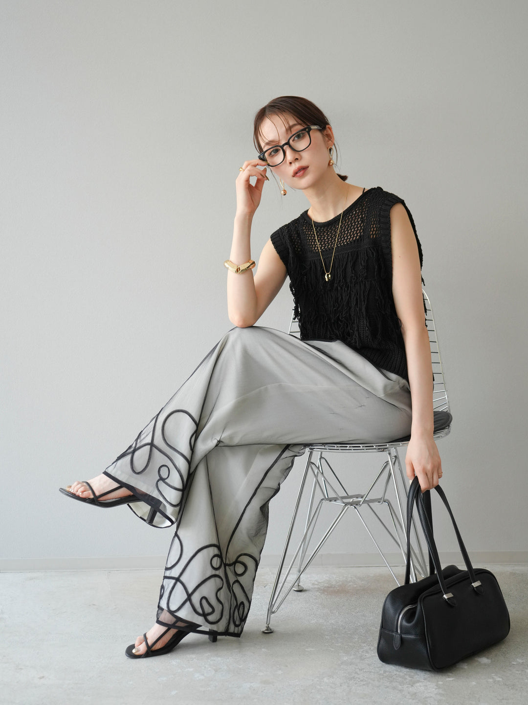 [SET]透かし編みフリンジニットトップス+コード刺繍チュールレイヤードパンツ(2set)