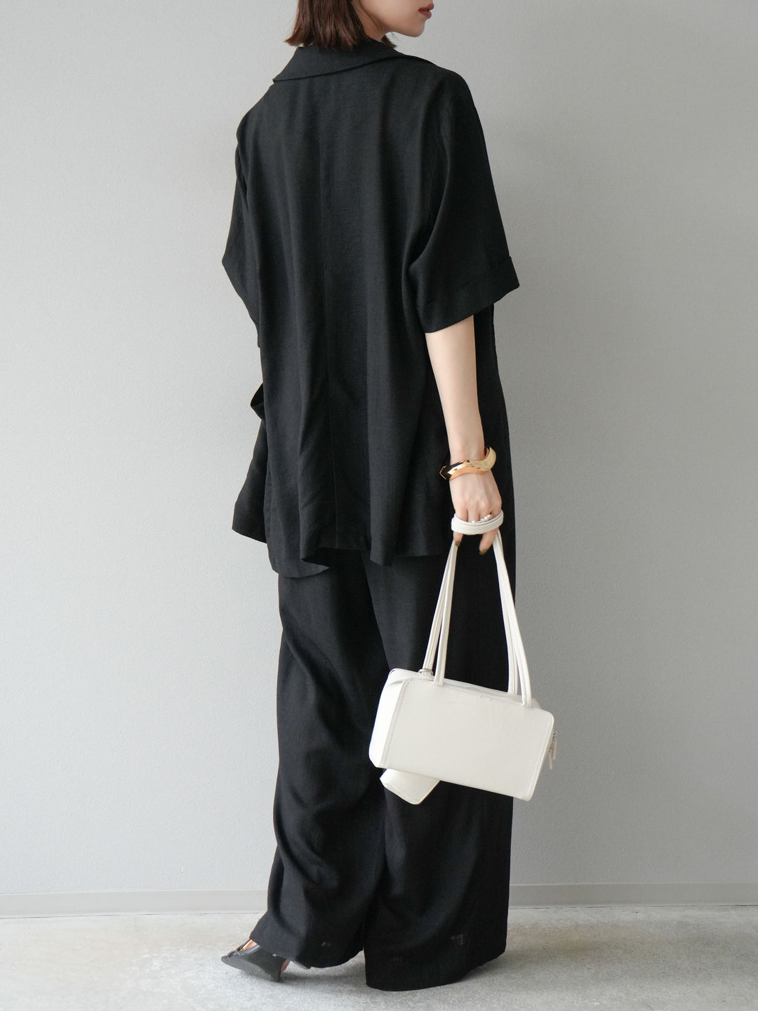 [予約]ライトリネンアシンメトリーワイドパンツ/ブラック