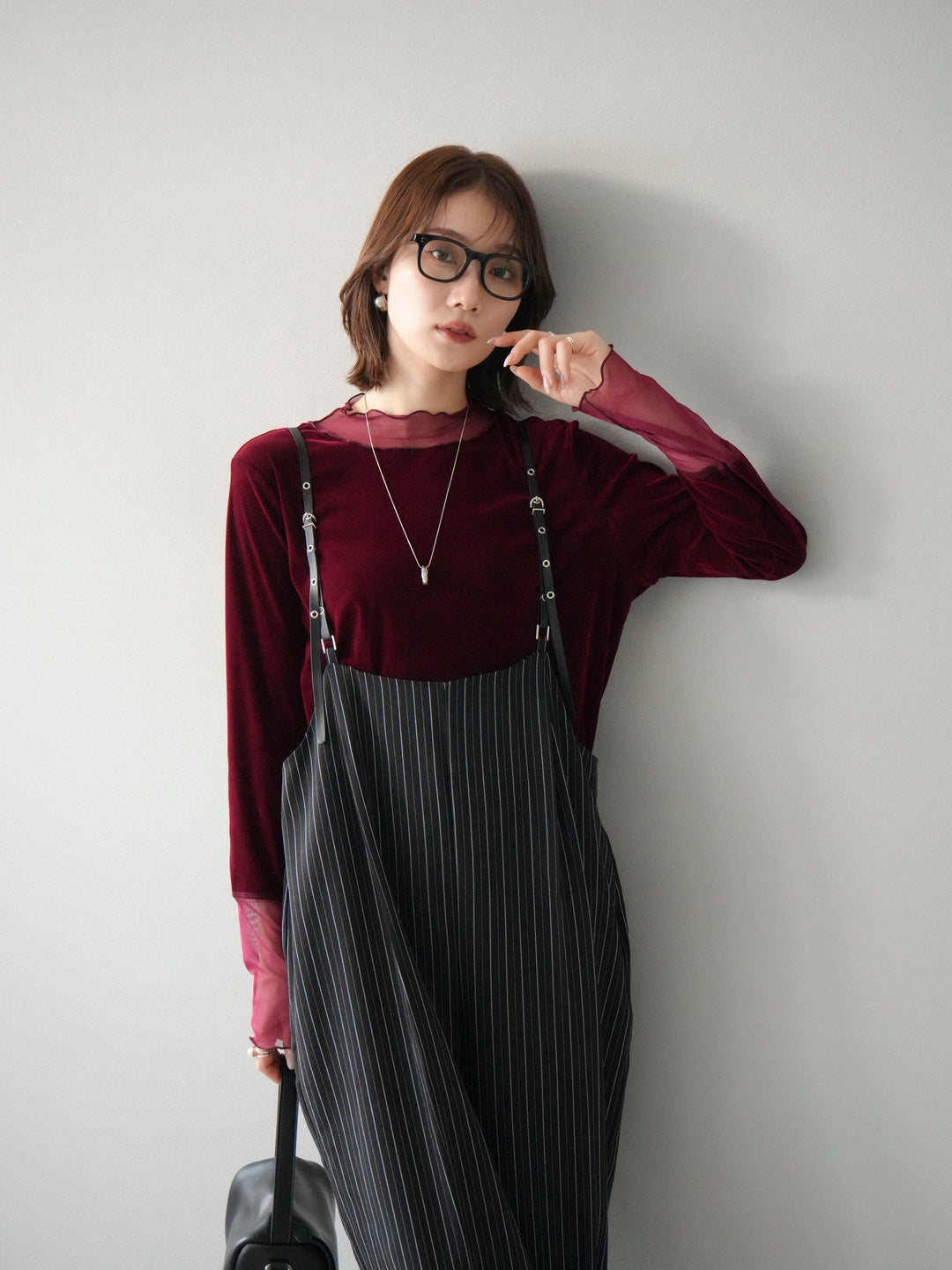 [SET]ヘリンボーンストライプサロペット+シアー切替ベロアトップス(2set)