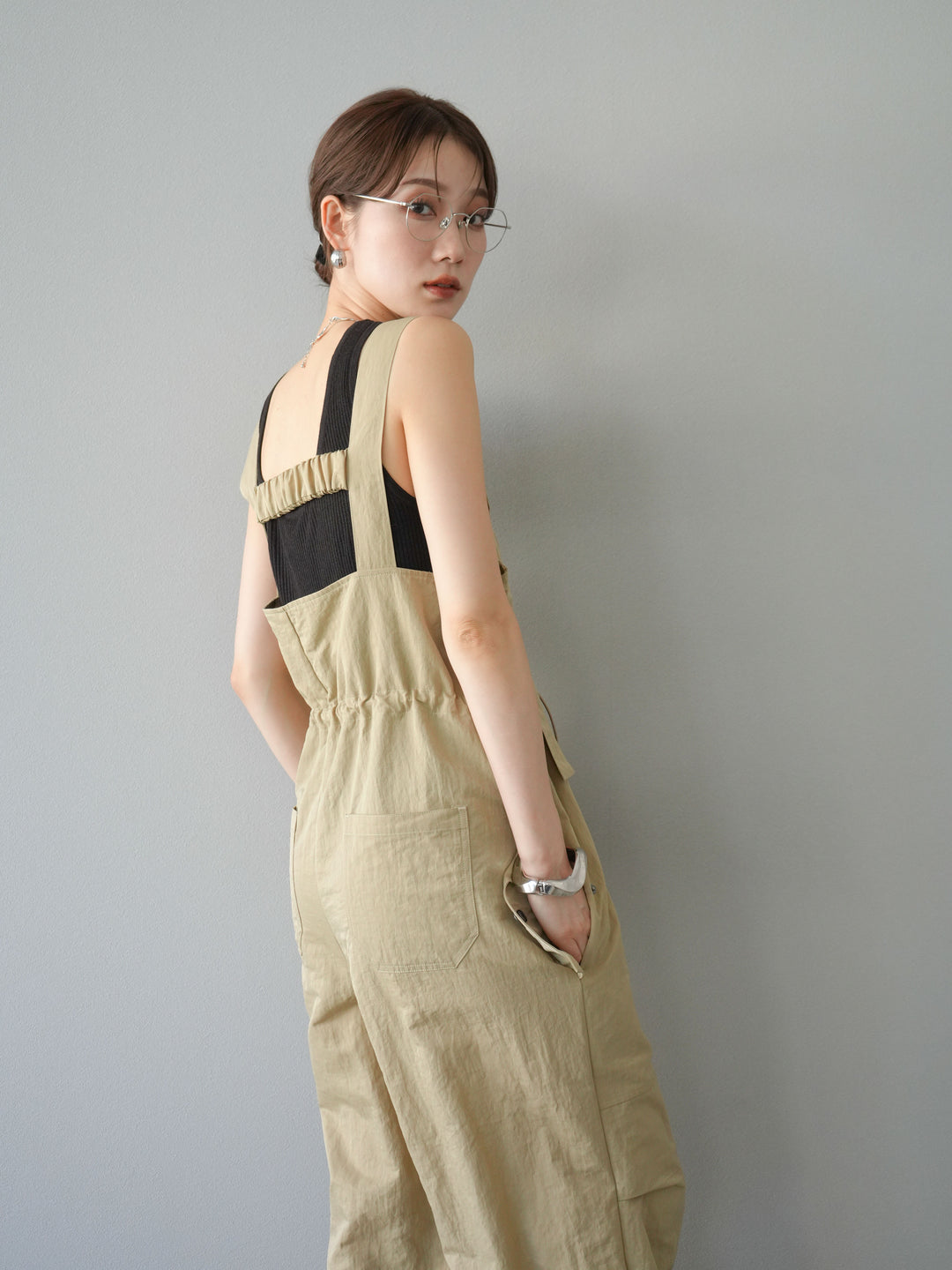 [予約]ナイロンタックデザインサロペット/ベージュ