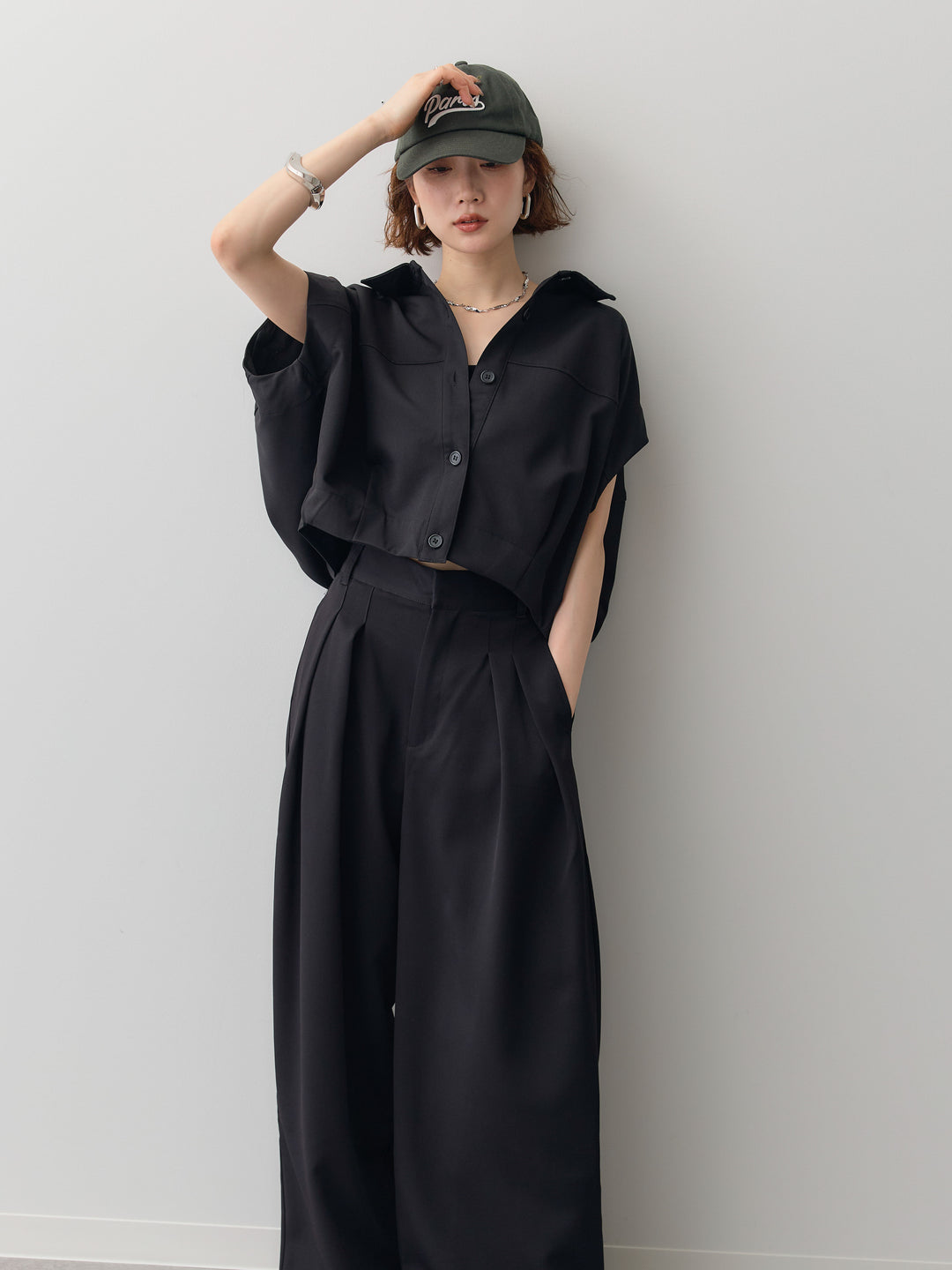 【套裝】縐綢燈籠無袖襯衫 + 縐綢闊腿褲（兩件套）