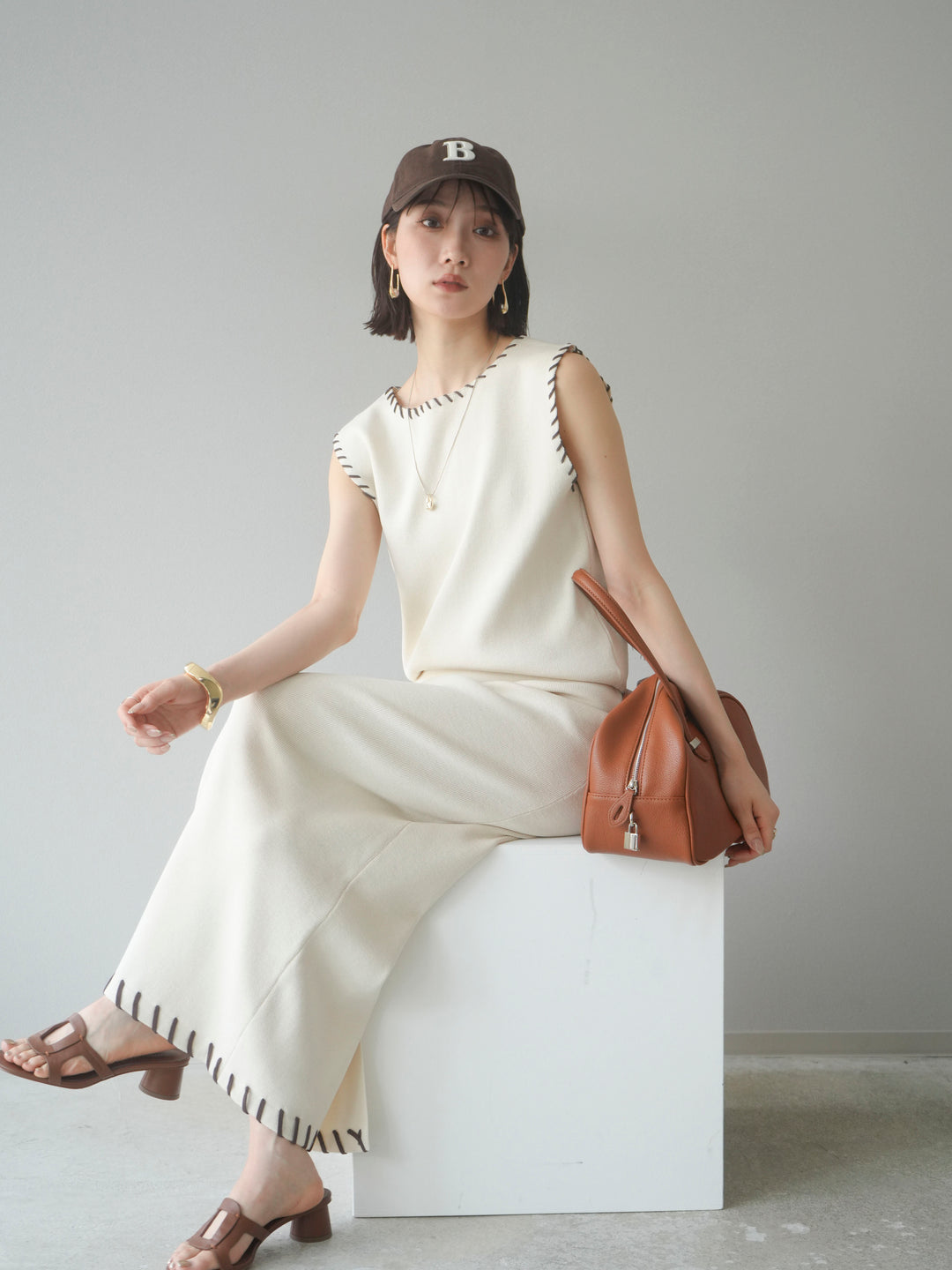 [SET] 亞麻手織套頭衫 + 亞麻手織緊身裙 (2 件套)