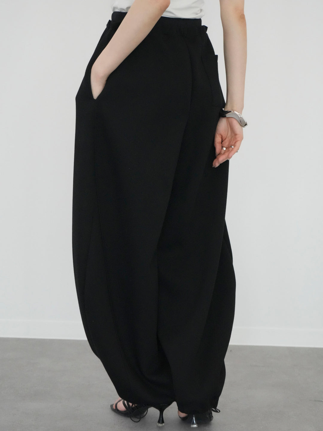 [予約]ダブルウエストドロストヘムスウェットパンツ/black