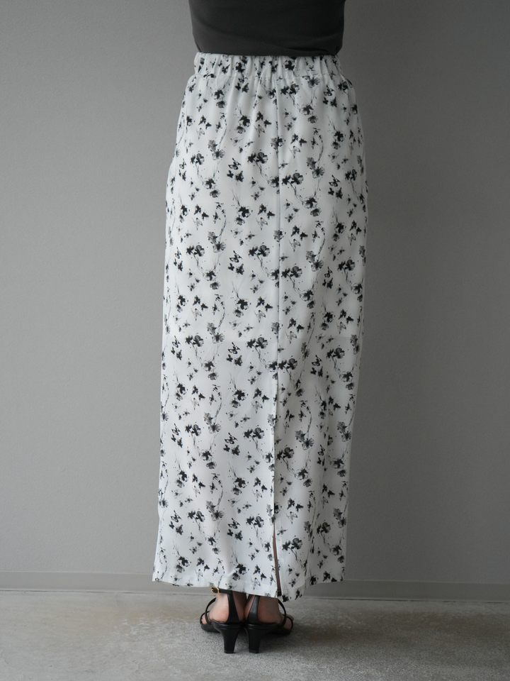 [予約]フラワーモチーフタックIラインスカート/ホワイト