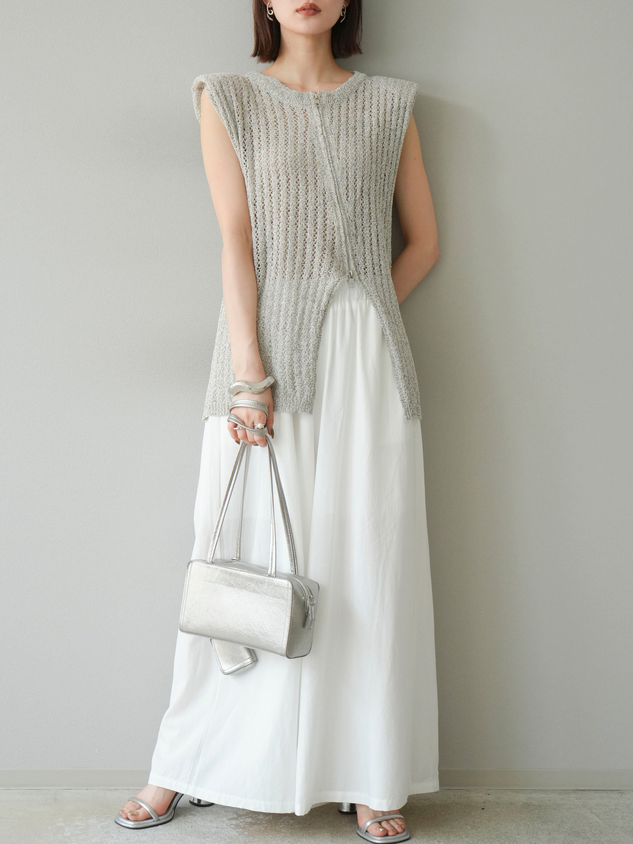 予約]ジップデザインアシメ透かし編みニットプルオーバー/グレー