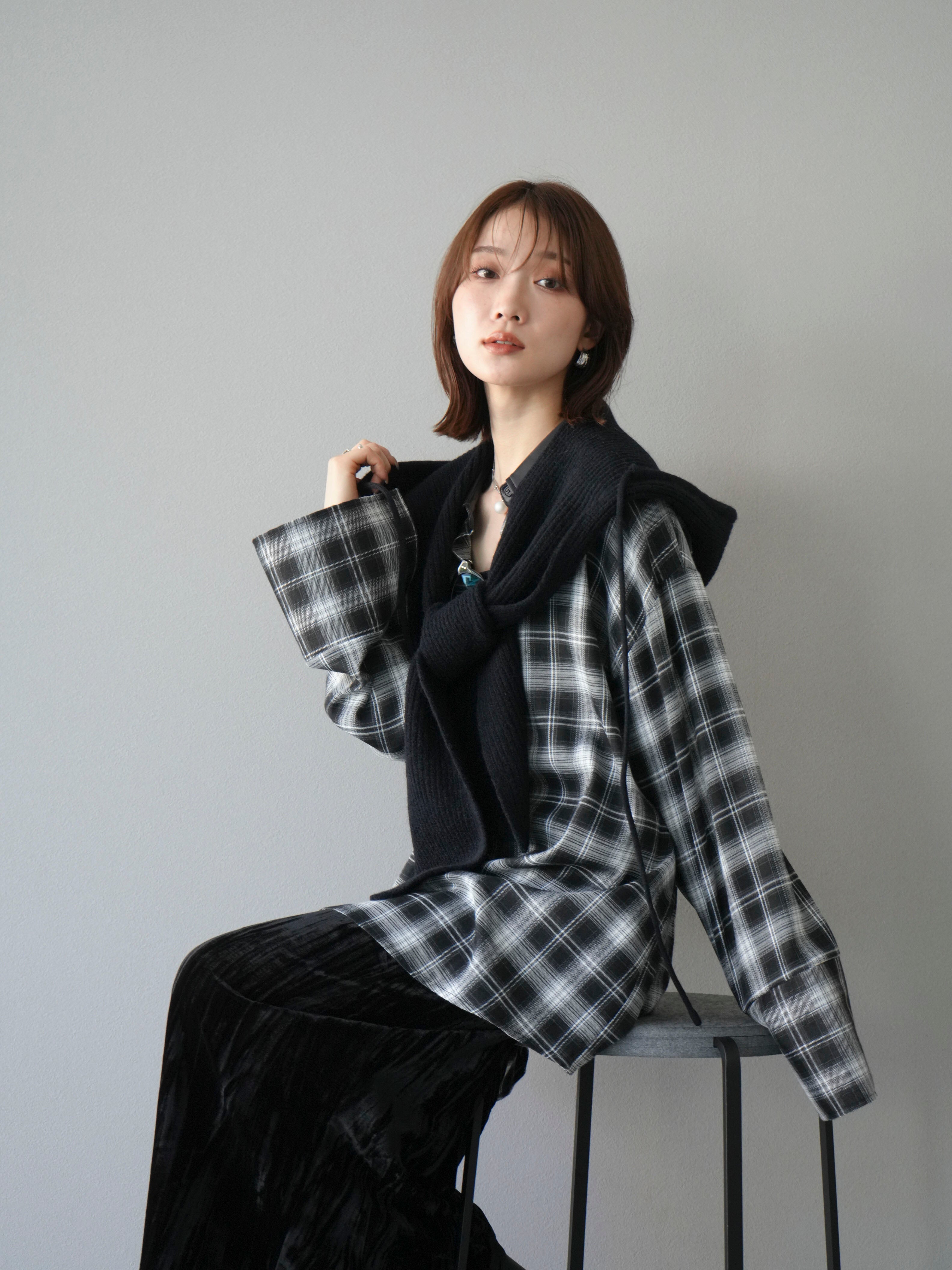 予約]レザー襟オンブレチェックオーバーシャツ /ブラック – Lumier