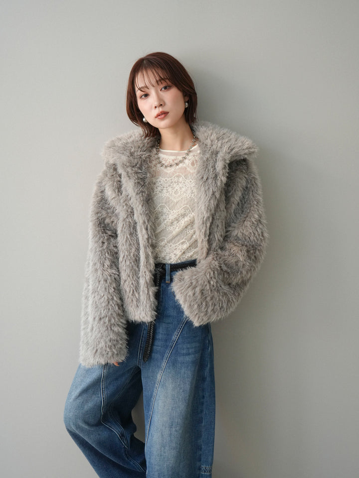 【套裝】短款人造毛領罩衫+薄紗蕾絲上衣+羊毛襯裡牛仔修身褲（三件套）