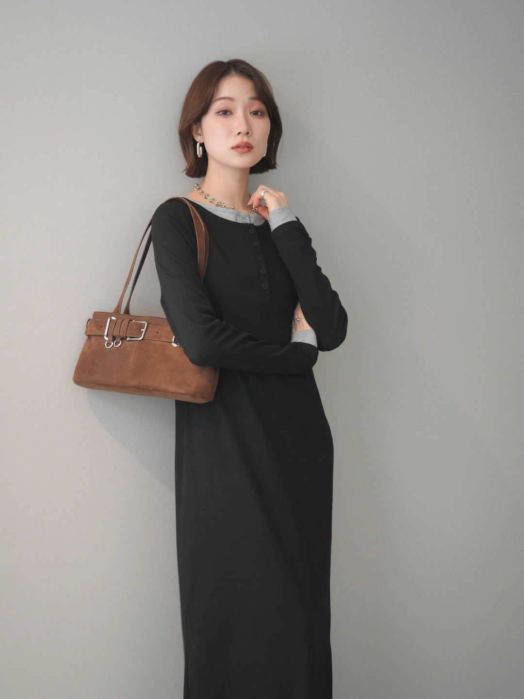 [SET]配色レイヤードヘンリーネックカットリブワンピース+選べるアクセセット(2set)