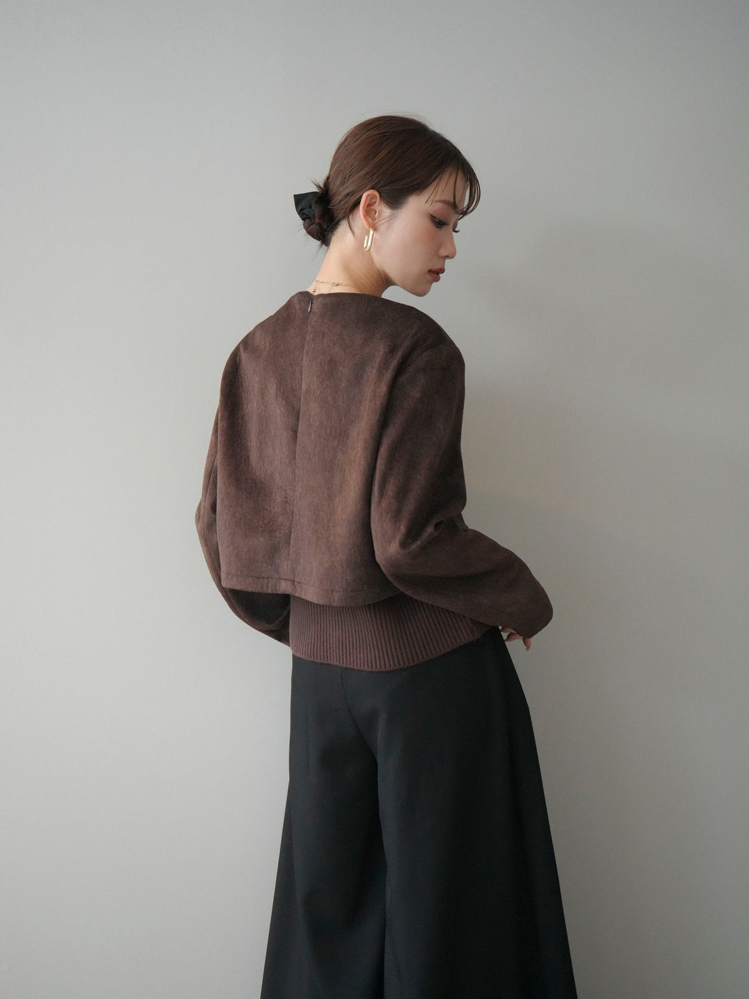 [予約]リブニットレイヤードスエードプルオーバー/brown