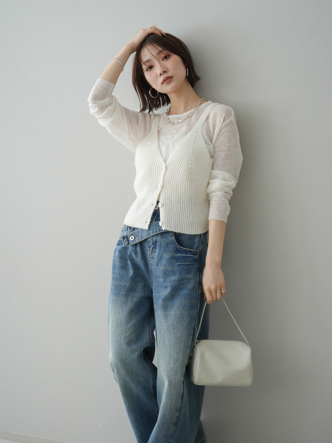 [予約]ビスチェアンサンブルシアーニット/white