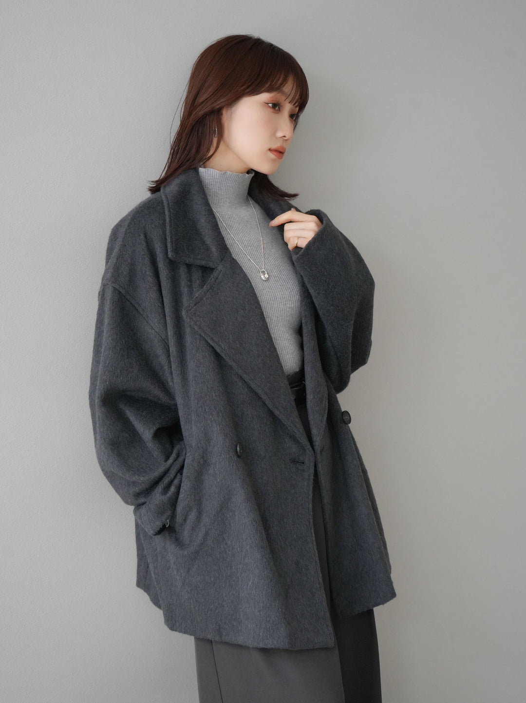 [SET]フェイクビーバーミドルコート+袖ボタンハイネックリブニットトップス+ベルト付ウールタッチワイドパンツL(3set)