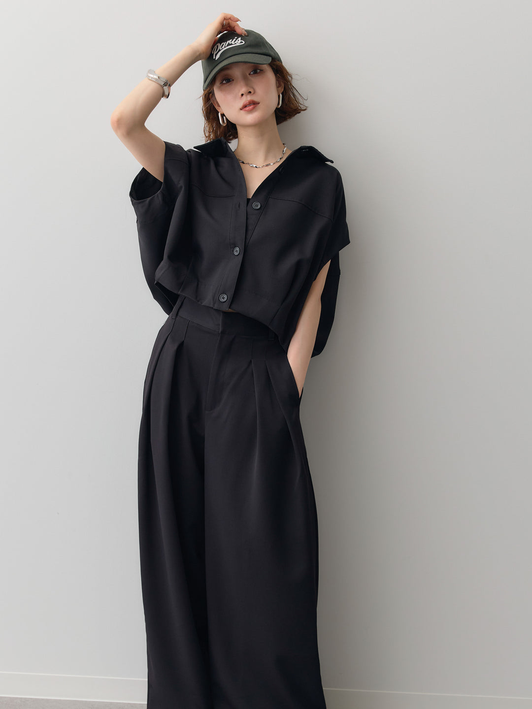 【套裝】縐綢燈籠無袖襯衫 + 縐綢闊腿褲（兩件套）