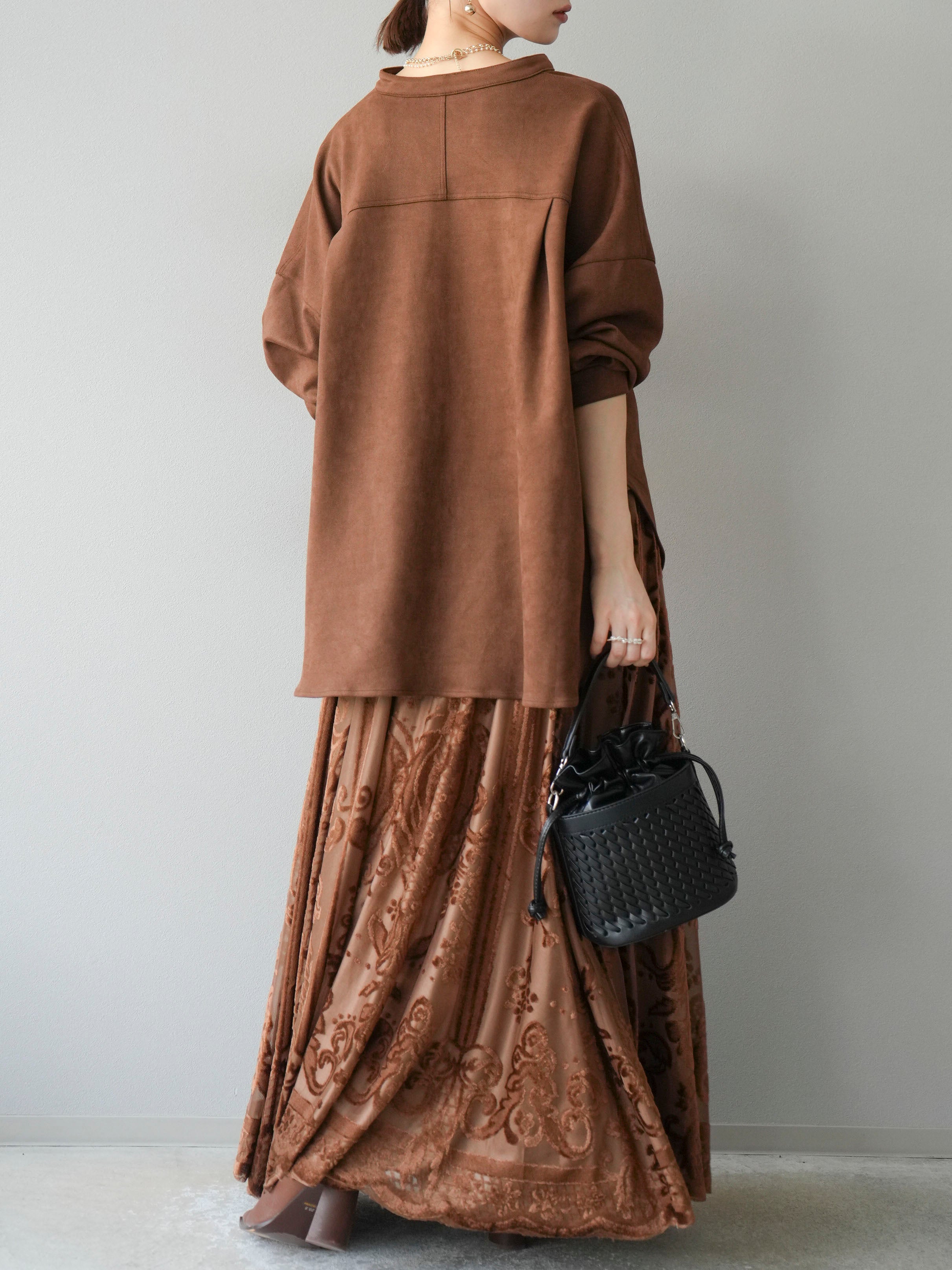 予約]アンティーク柄フロッキーマキシスカート/ブラウン – Lumier