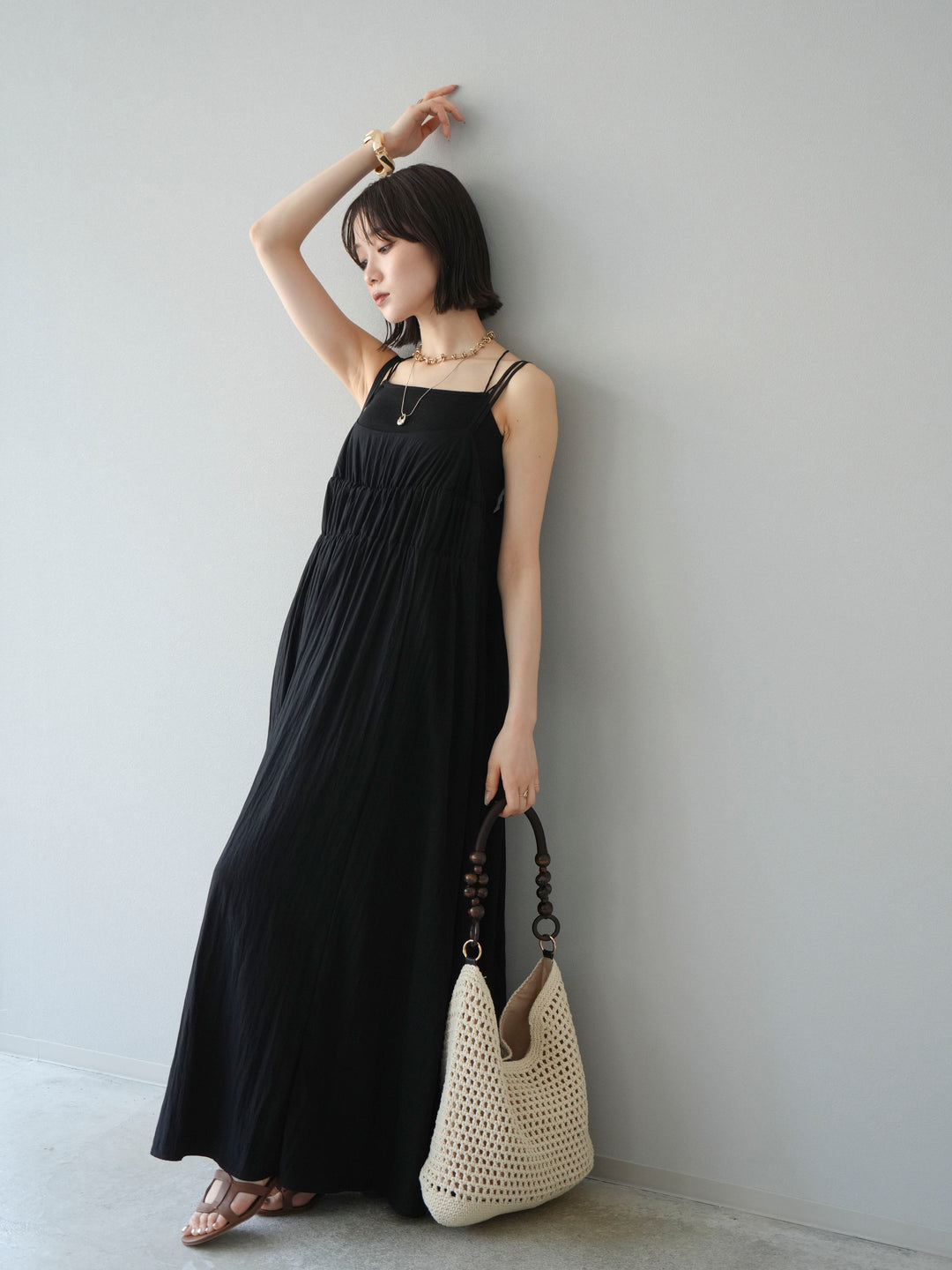 [SET]レーヨンシャーリングキャミワンピース+カップ付きバッククロスキャミソール(2set)