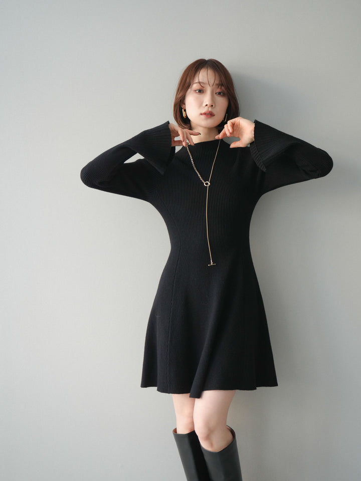 [予約]フレアリブニットミニワンピース/black
