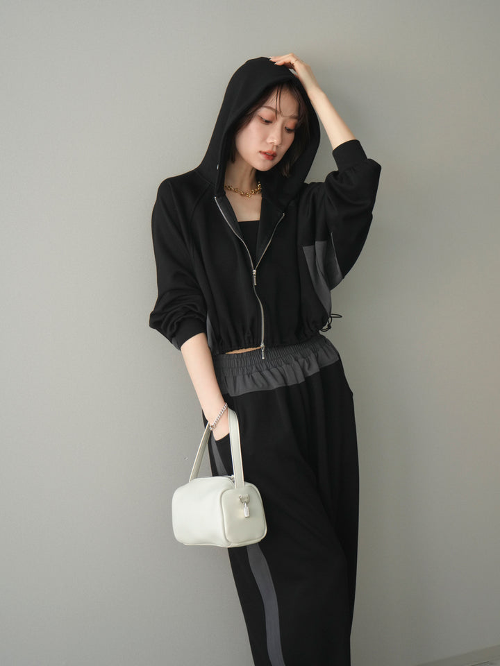 [予約]バイカラー異素材ライトポンチクロップドZIPフーディー/black