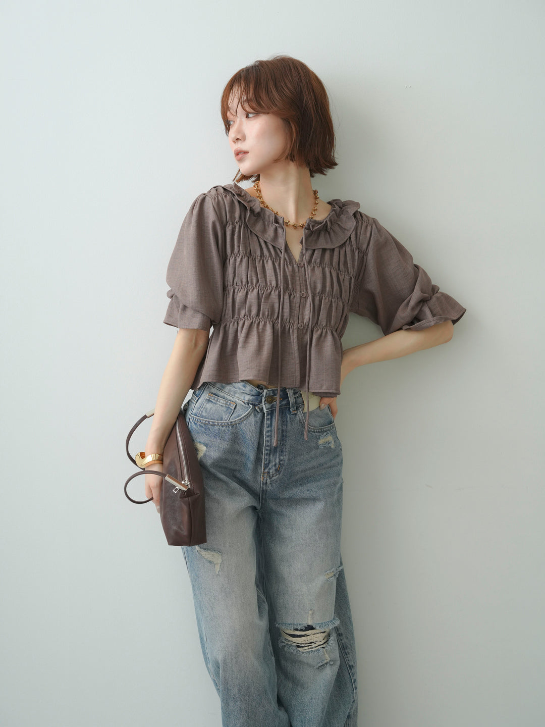 [SET]フリルネックシャーリングブラウス+ダメージデニムセミワイドパンツ(2set)