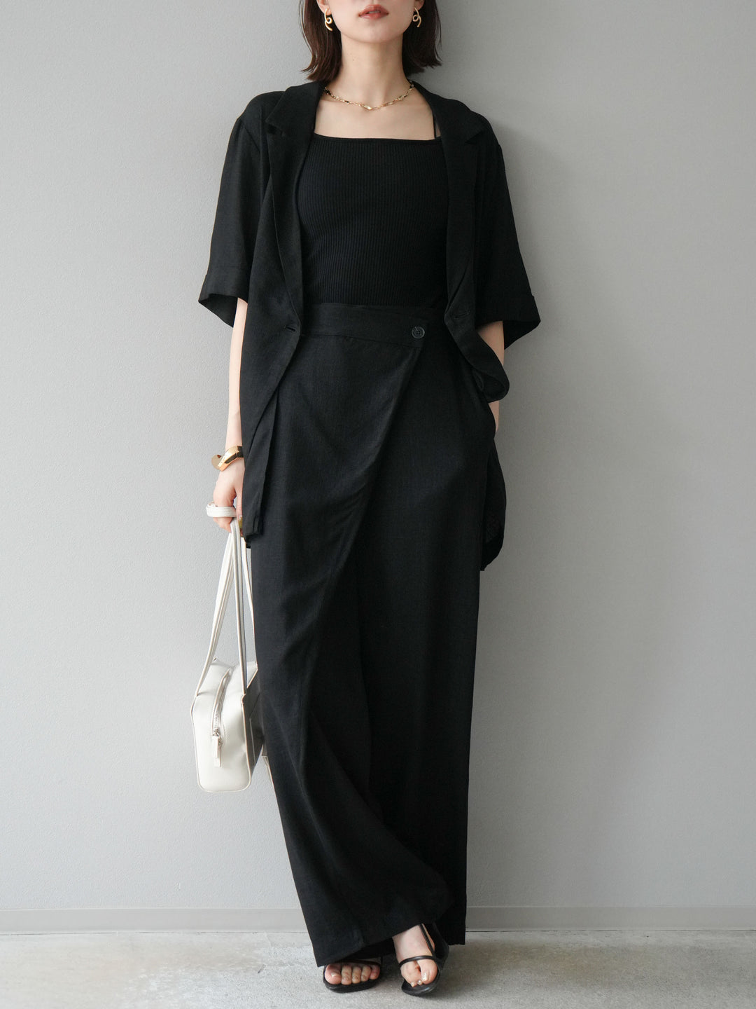 [予約]ライトリネンアシンメトリーワイドパンツ/ブラック